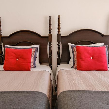 6/4 De Sado Hotell Setúbal Eksteriør bilde