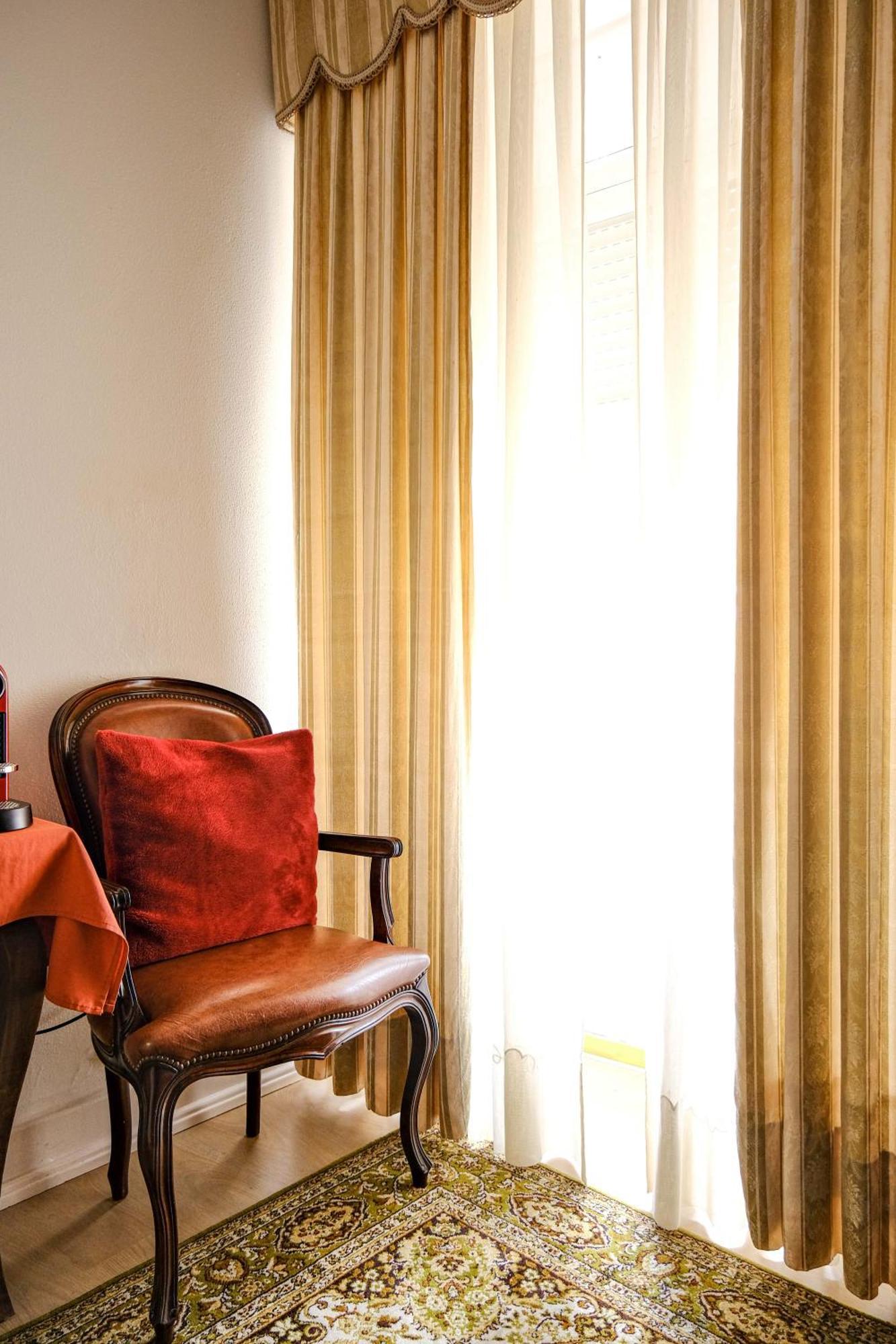 6/4 De Sado Hotell Setúbal Eksteriør bilde